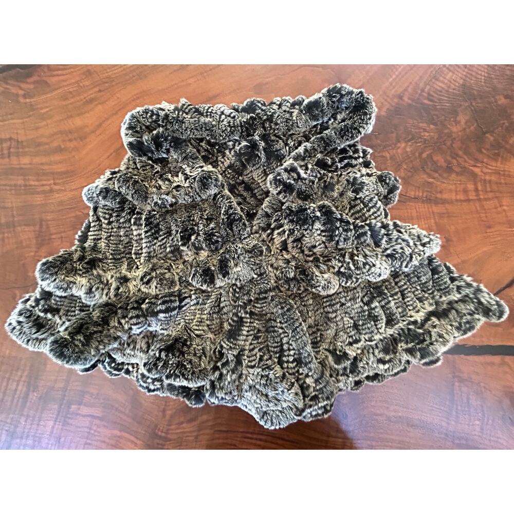 Vintage Style Textured Dyed Rex Rabbit Fur Capelet